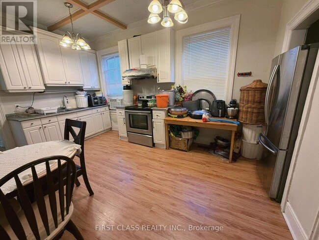 Photo du bâtiment - 432 Charlotte St