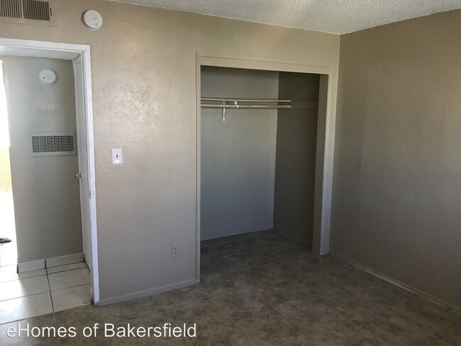 1107 King St Bakersfield Ca 93305 Condo For Rent In
