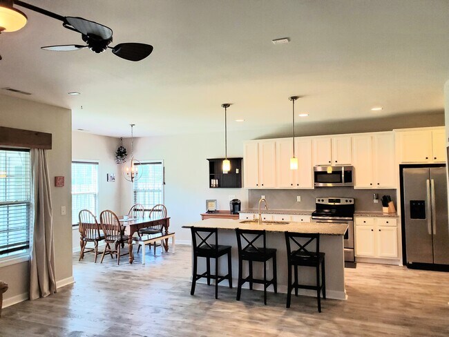 Foto del edificio - 148 Poplar Branch Way