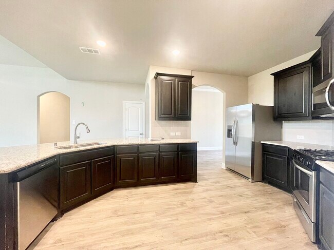 Building Photo - 2918 Pronghorn Dr