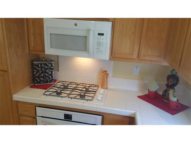 Building Photo - WILLOW GLEN - Beautiful townhome with balc...