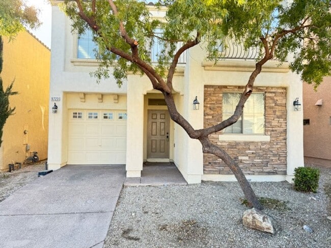 Building Photo - COZY 3 BEDROOM HOME IN 89147