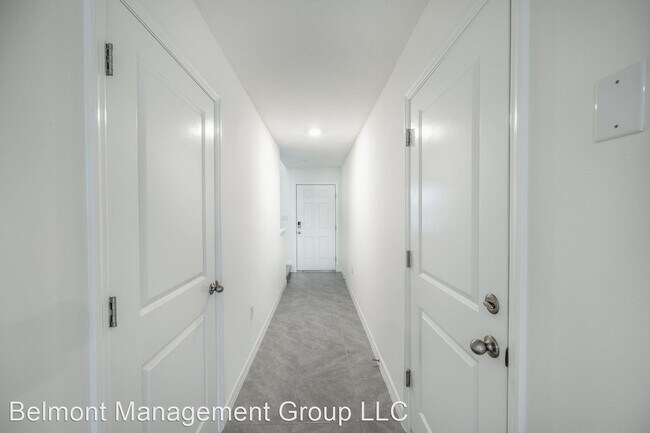 Building Photo - 3 br, 2.5 bath House - 8250 SW 67th Avenue