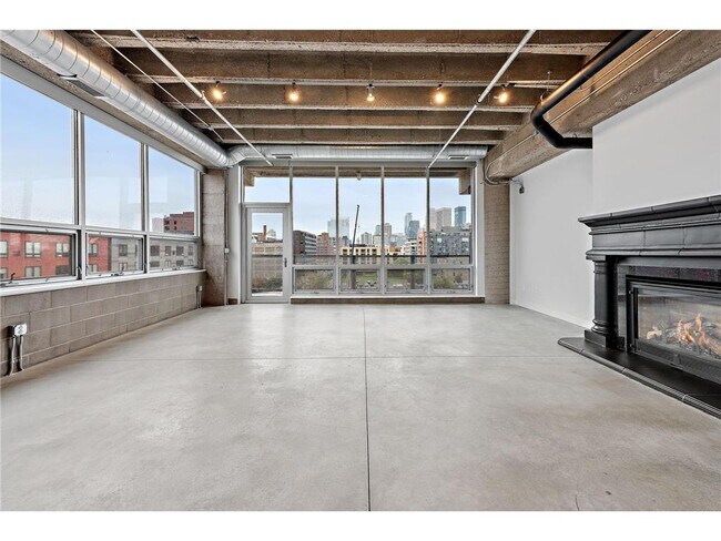Building Photo - 901 N 3rd St