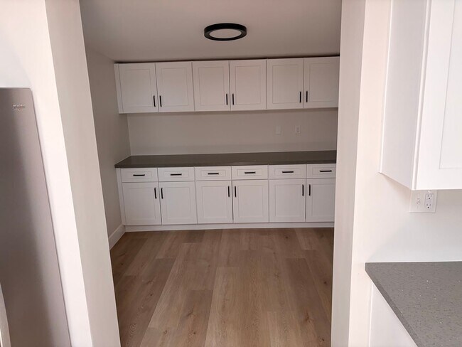 Foto del edificio - Completely remodeled home in North Mesa