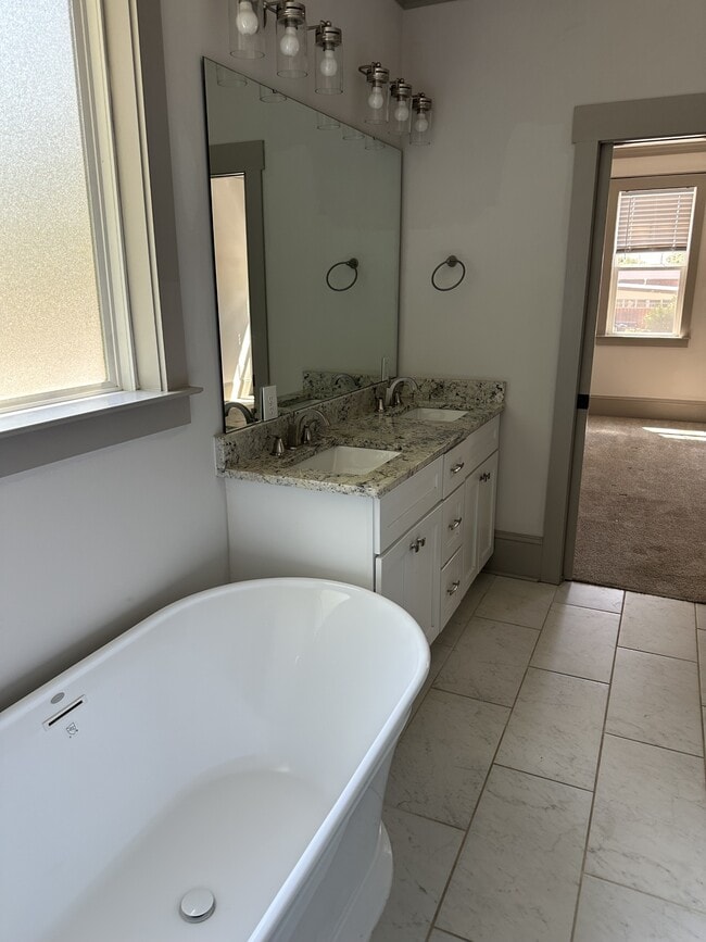 Photo - 2520 Greenland Ave House