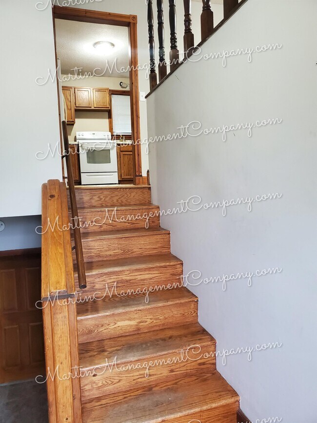 Foto del edificio - 115 Hazlett Rd