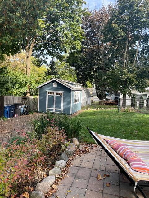 Building Photo - 1622 Pear St