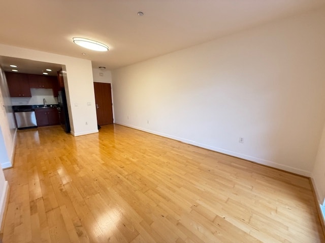 Foto del edificio - 585 9th St