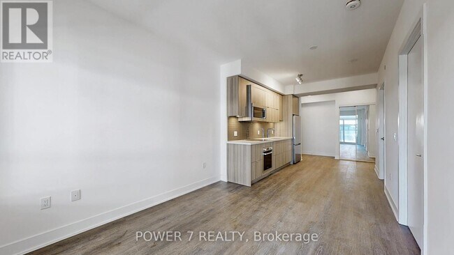 Building Photo - 2-402 Teagarden Ct