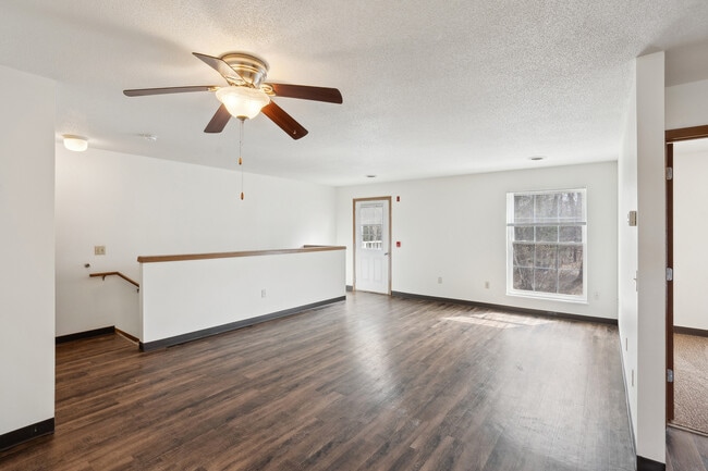 Foto del edificio - Woodsedge
