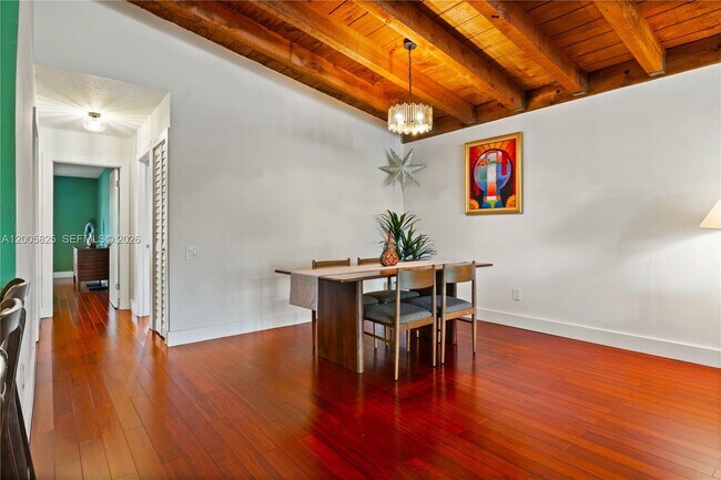 Foto del edificio - 6614 SW 114th Pl