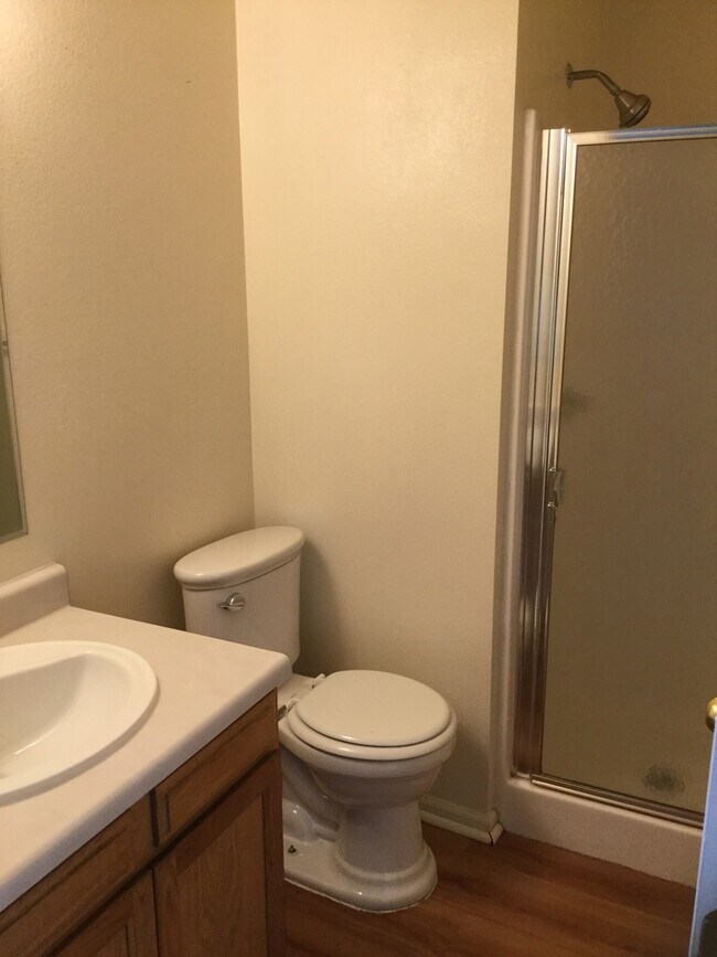 Foto del edificio - 3 BEDROOM, 2 BATHROOM, VILLAGE CREEK TOWNHOME WITH 1 CAR ATTACHED GARAGE