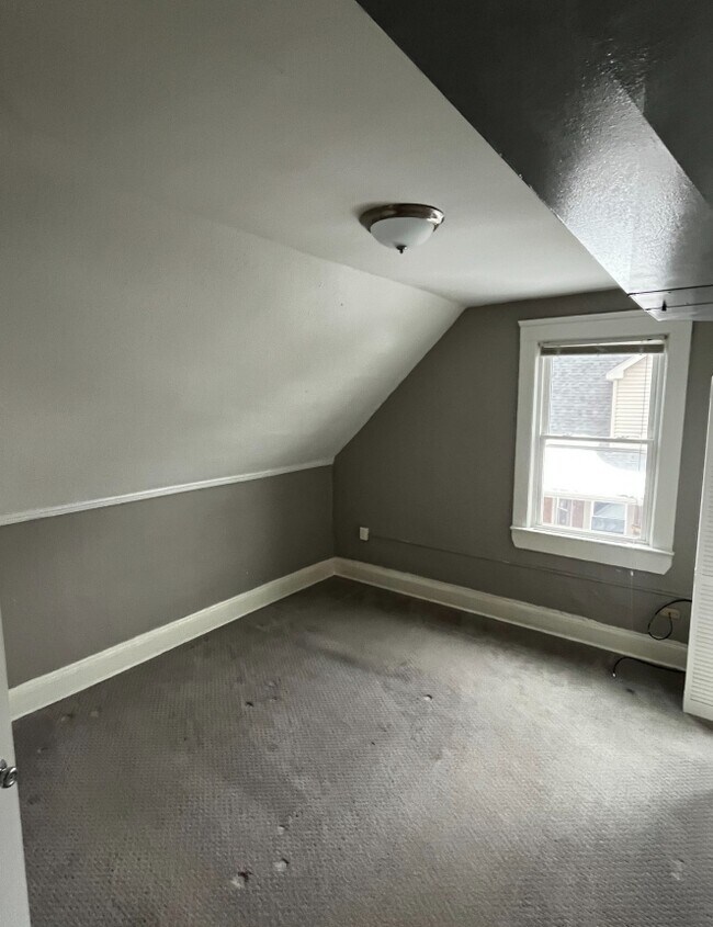 Dormitorio 1 - 2052 Fairview