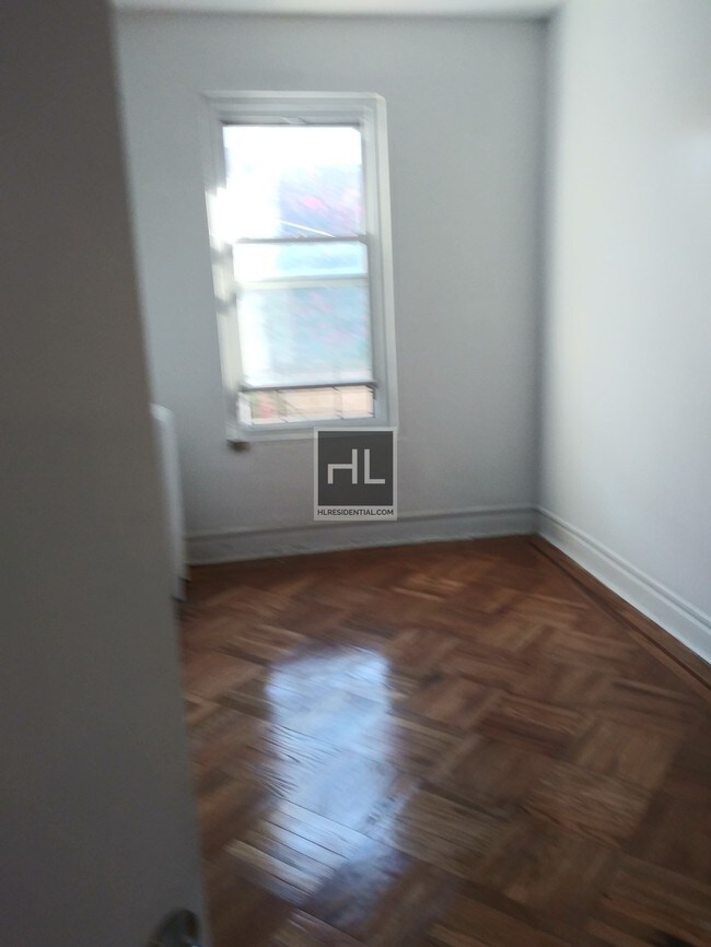 Building Photo - 708 Fenimore St