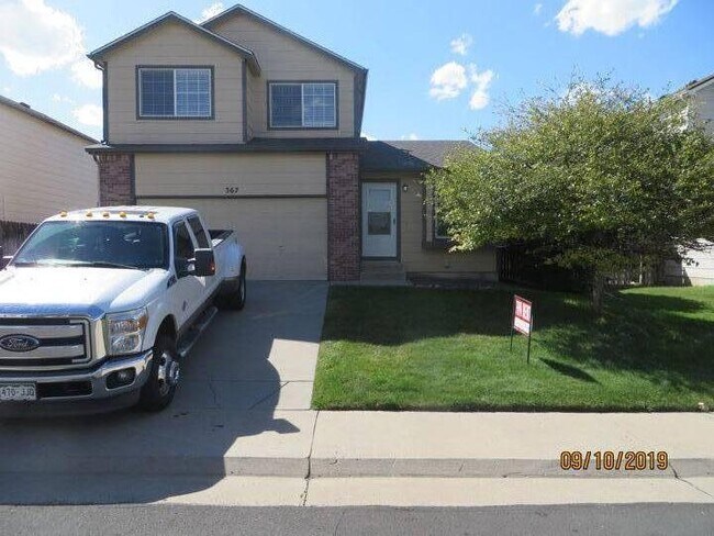 Building Photo - 3 Bedroom 21/2 bath in founders