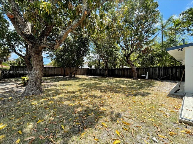 Foto del edificio - 103 SW 28th Rd