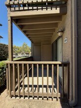 Building Photo - 1265 Kendall Dr