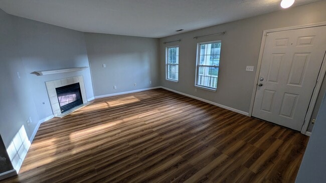 Foto del edificio - 1065 Williamsburg Way