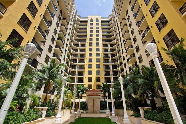 Foto del edificio - 701 S Olive Ave