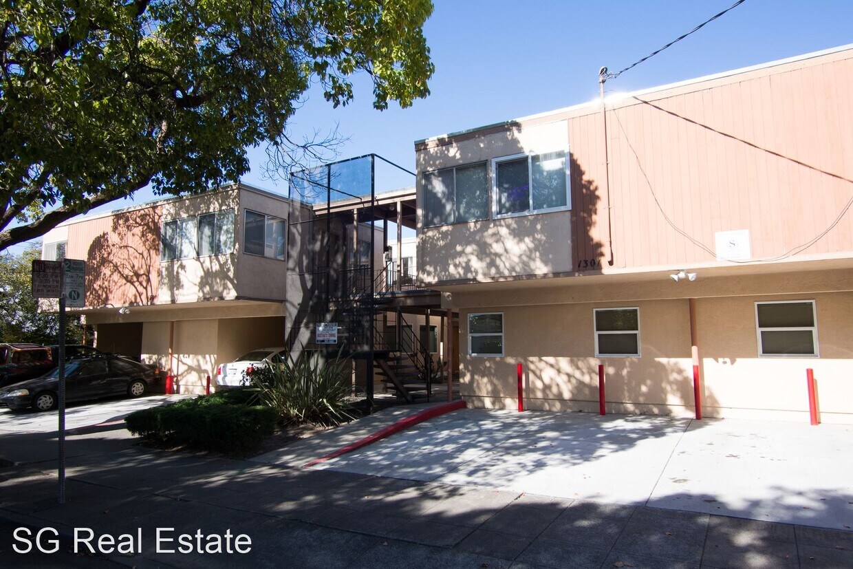Foto principal - 1301 Hearst Ave