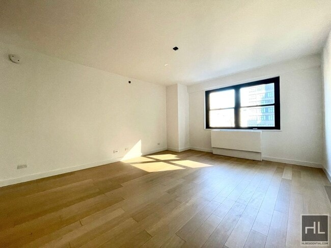 Building Photo - East 39th Street