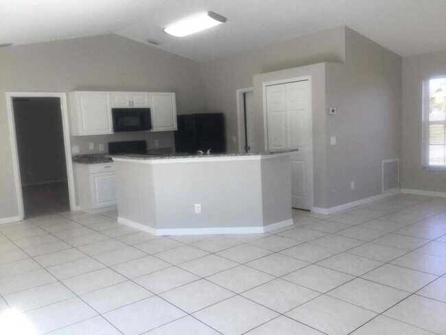 Foto del edificio - 1698 SW McAllister Ln