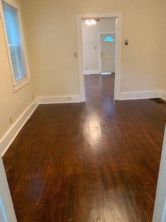 Foto del edificio - 323 Franck Ave