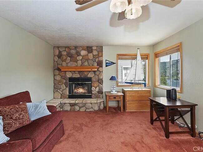 Foto del edificio - 262 Delle Dr