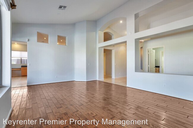 Foto del edificio - 4 br, 2 bath House - 7180 W Trails Dr