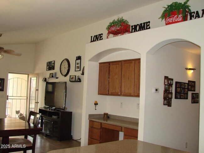 Foto del edificio - 41133 W Sanders Way