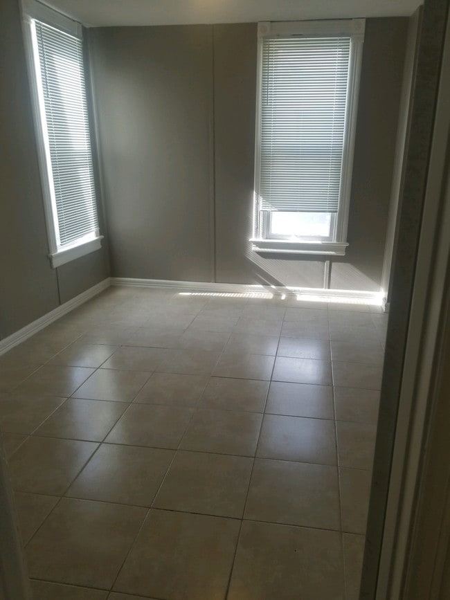 Foto del edificio - 2905 Vine St