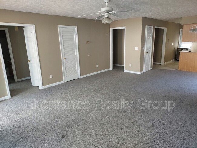 Building Photo - 1507 Summerplace Dr