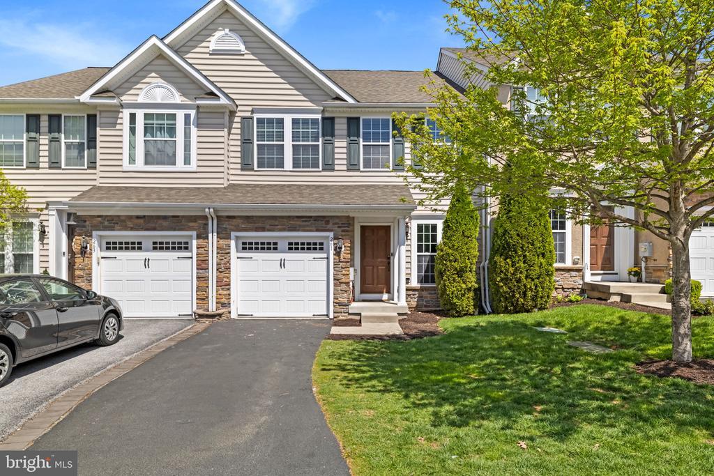 Foto principal - 261 Tall Trees Cir