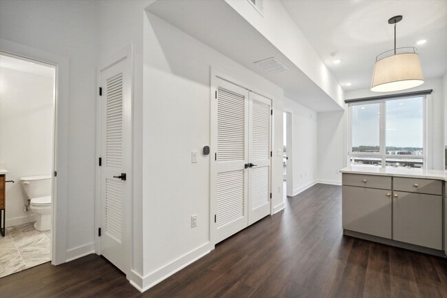 Foto del edificio - 2636 E York St