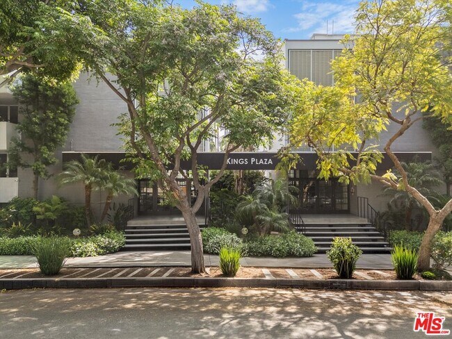 Foto del edificio - 850 Kings Rd
