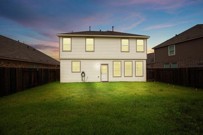 Foto del edificio - 14822 Nickel Plank Rd