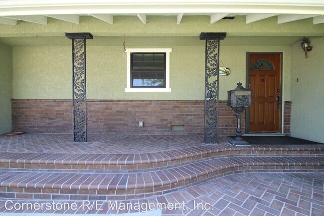 Foto del edificio - 3 br, 2 bath House - 1434 S. Conlon Avenue