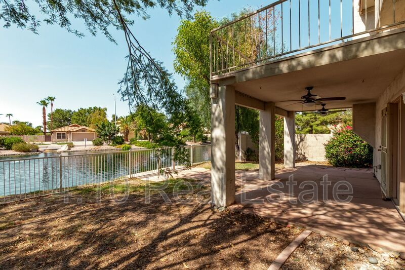 Foto principal - 1678 S Ash Dr