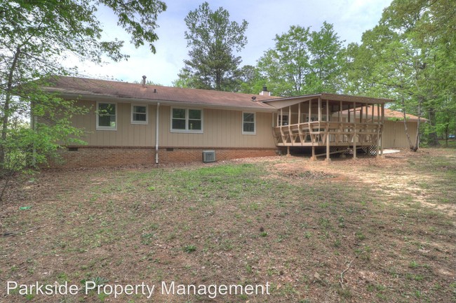 Building Photo - 2177 E Chester Cir