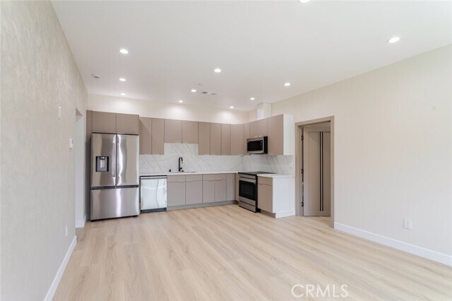 Foto del edificio - 11120 Emelita St