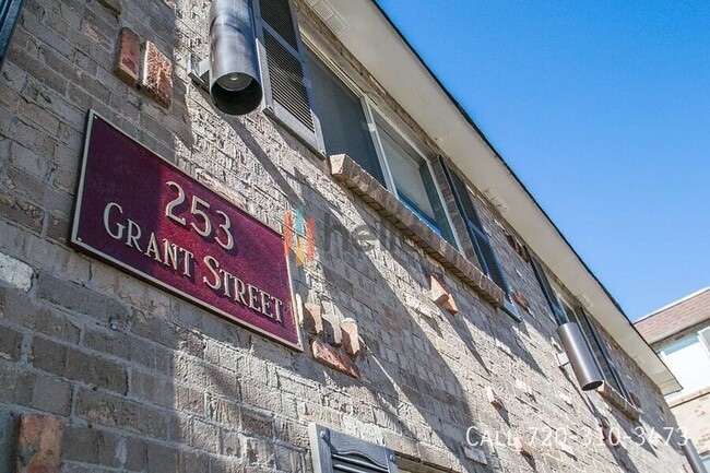 Foto del edificio - 263 N Grant St