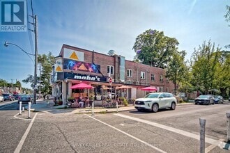Building Photo - 226 Greenwood Ave