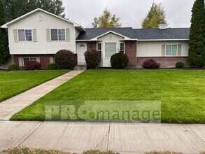 Building Photo - 1743 Deer Valley Dr Building Photo - 1743 Deer Valley Dr