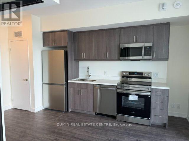 Building Photo - 350 Prince Charles Dr S
