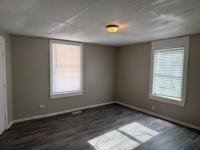 Foto del edificio - Adorable 3 bedroom 1 bath fully renovated home . Located in Gastonia