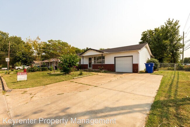 Foto del edificio - 3 br, 1 bath House - 521 W Knoxville St