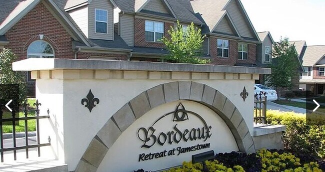 Foto del edificio - 858 Jarman Dr