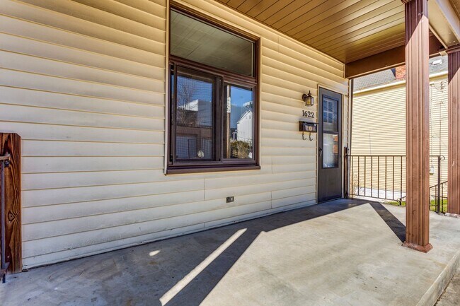 Foto del edificio - Updated House for Rent in Carrick!