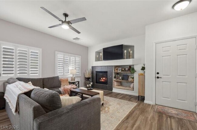 Foto del edificio - 1069 Sheer Paradise Ln